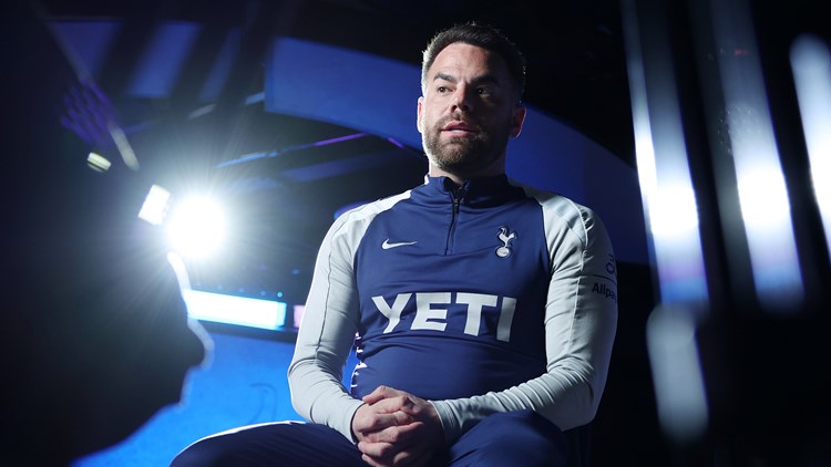 Tottenham manager Ho signs new long-term deal